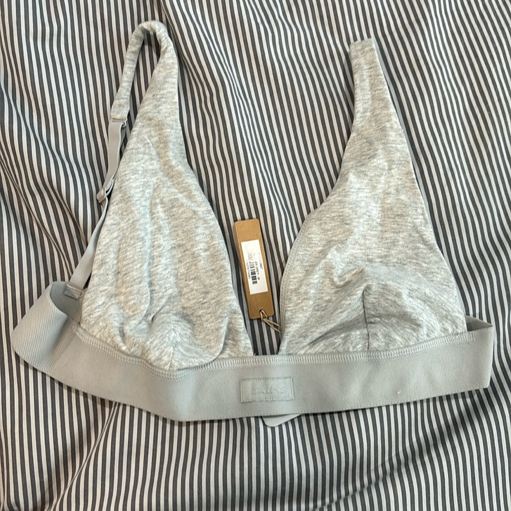 Skims nwt plunge bralette gray size m